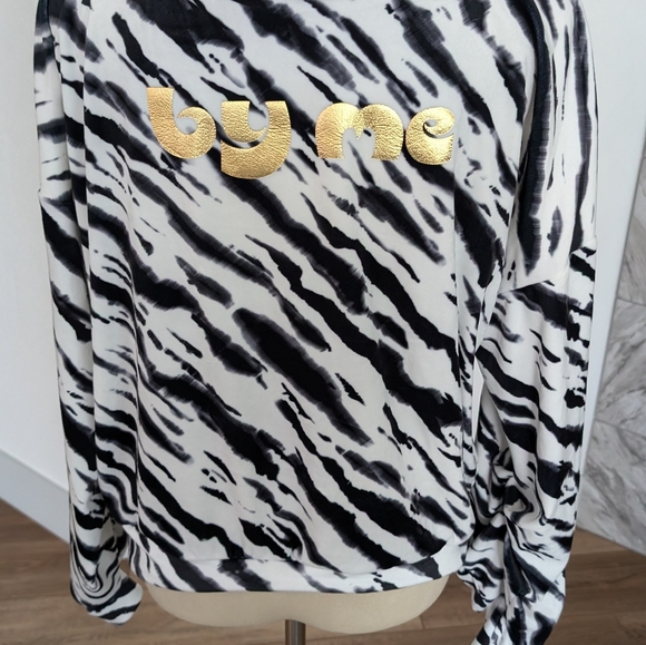 Women's top - Picture 6 of 11